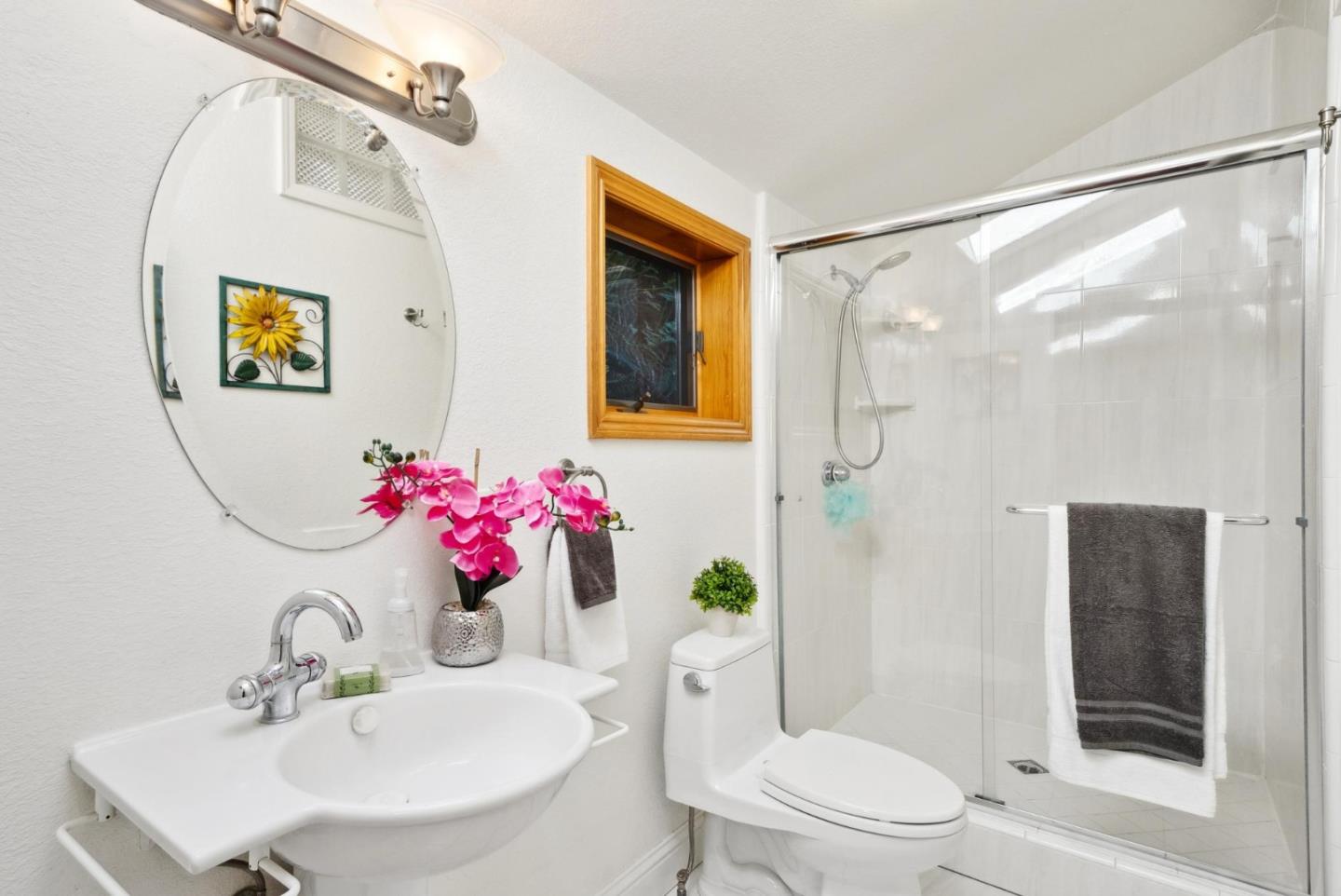 Detail Gallery Image 23 of 48 For 21386 Sunnyside Rd, Los Gatos,  CA 95033 - 3 Beds | 3 Baths