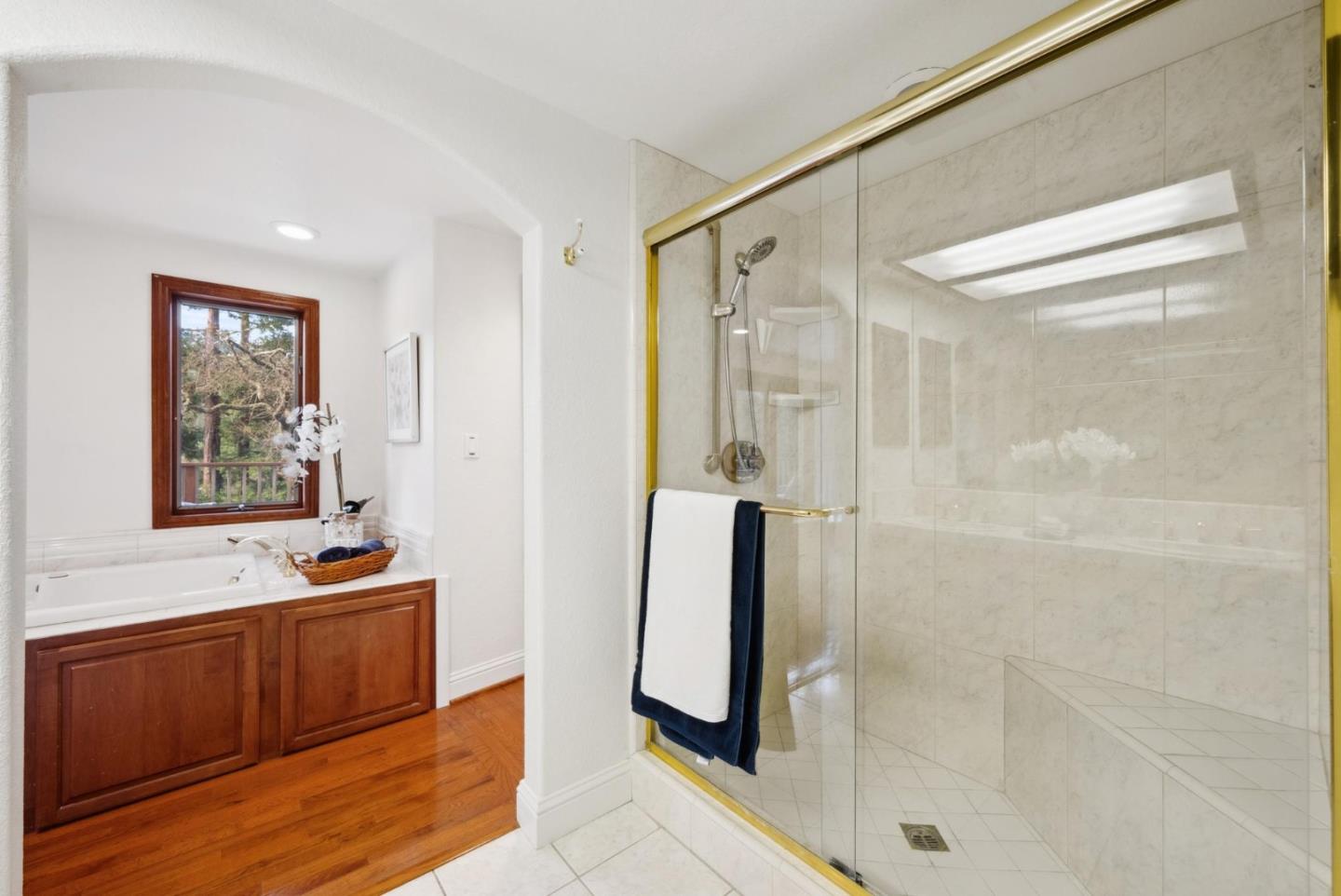 Detail Gallery Image 31 of 48 For 21386 Sunnyside Rd, Los Gatos,  CA 95033 - 3 Beds | 3 Baths