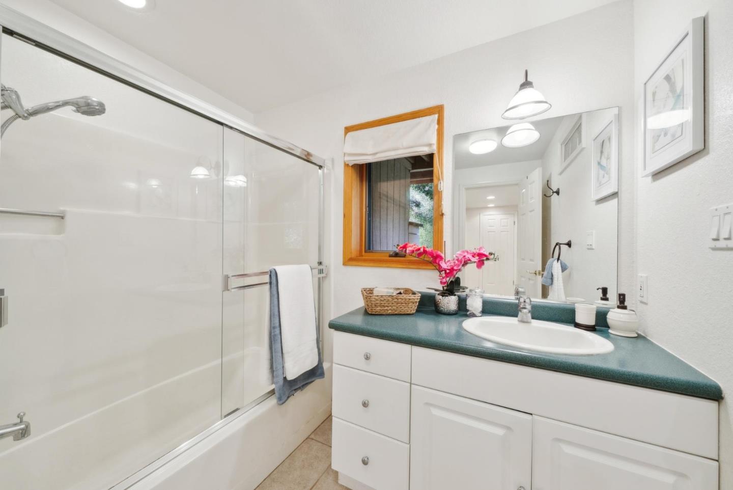 Detail Gallery Image 34 of 48 For 21386 Sunnyside Rd, Los Gatos,  CA 95033 - 3 Beds | 3 Baths