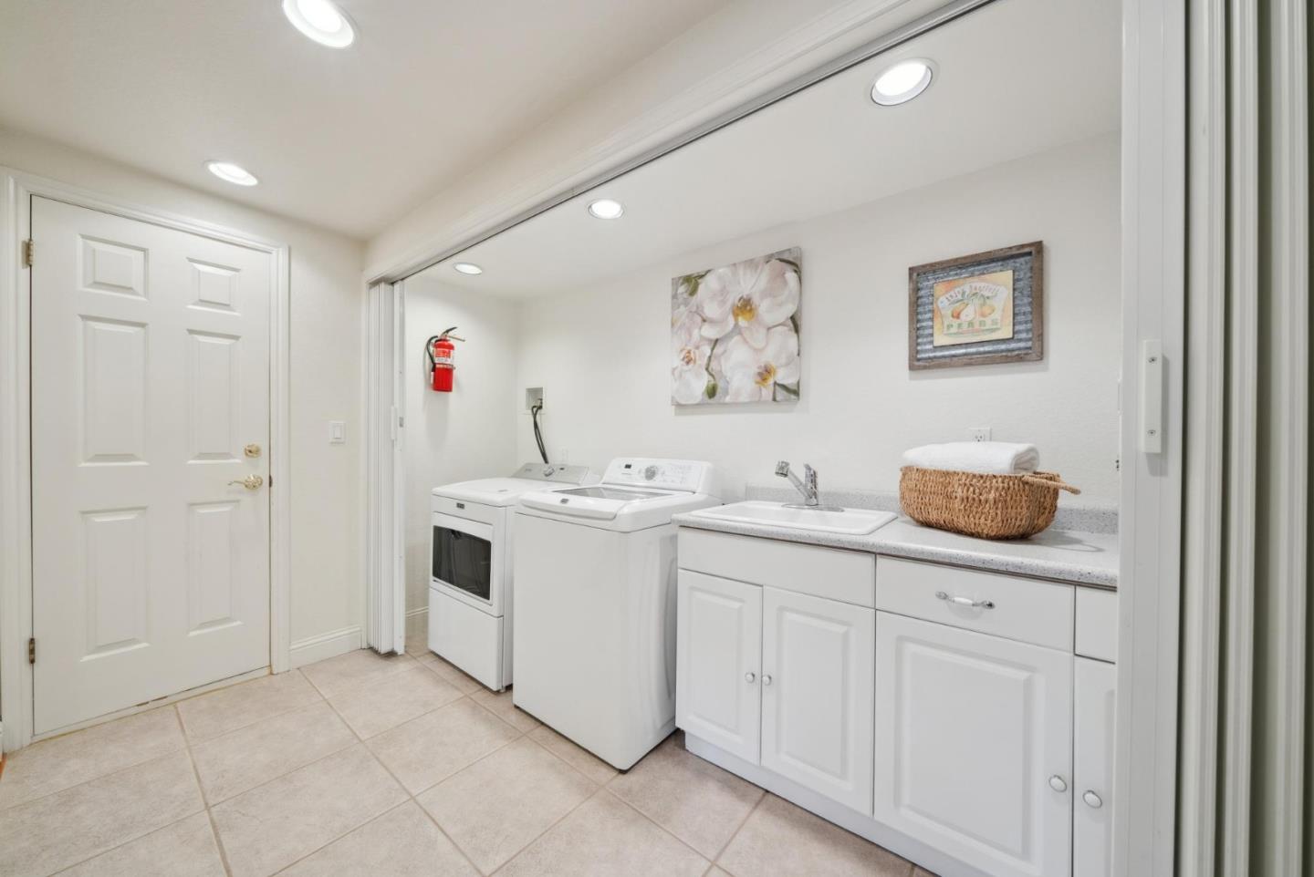 Detail Gallery Image 35 of 48 For 21386 Sunnyside Rd, Los Gatos,  CA 95033 - 3 Beds | 3 Baths