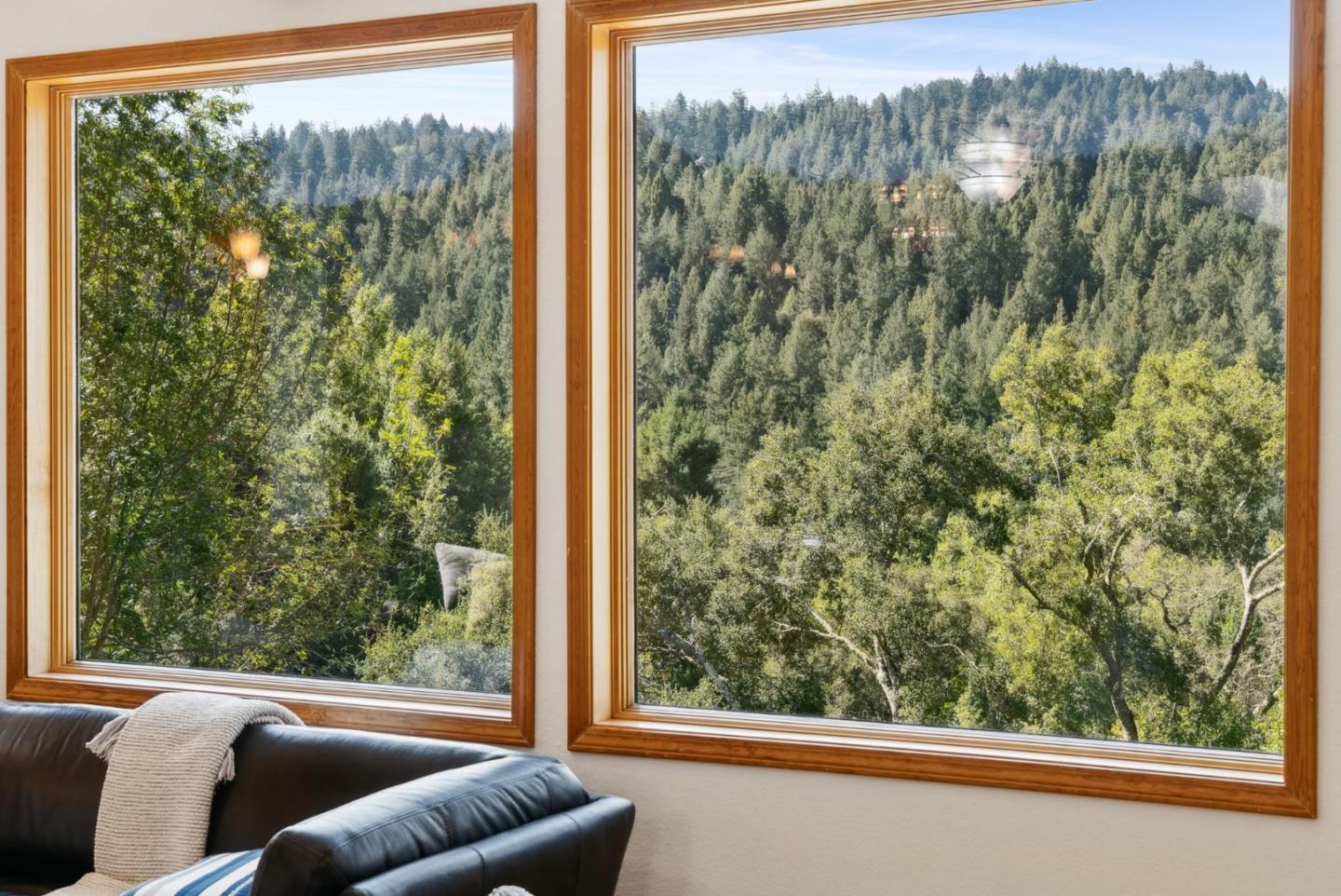 Detail Gallery Image 8 of 48 For 21386 Sunnyside Rd, Los Gatos,  CA 95033 - 3 Beds | 3 Baths