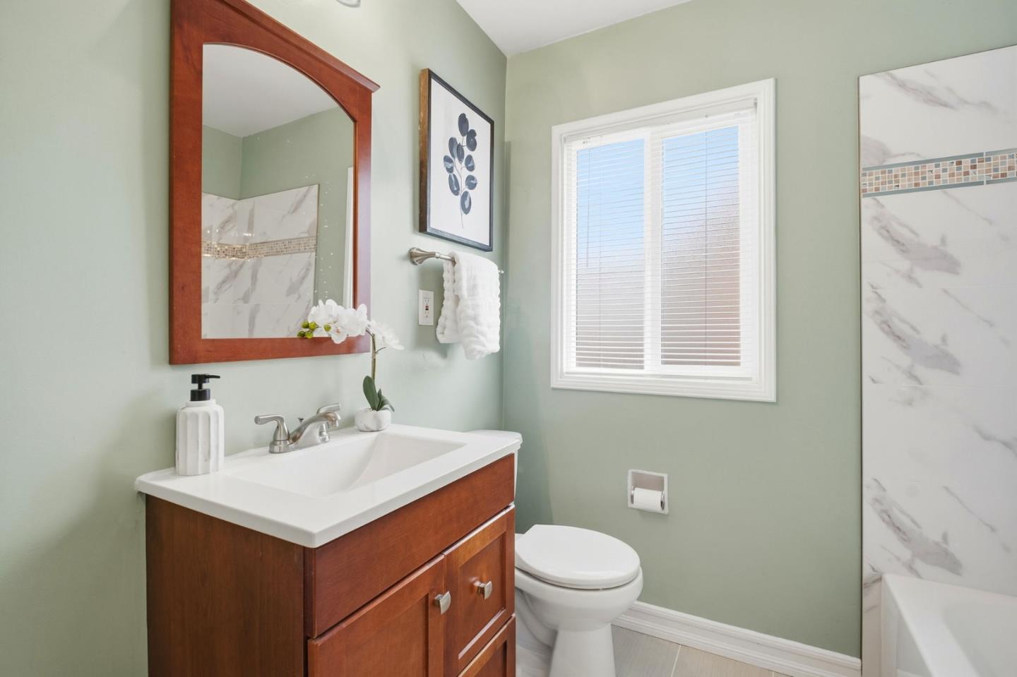 Detail Gallery Image 25 of 32 For 76 Georgia Way, San Leandro,  CA 94577 - 2 Beds | 1 Baths