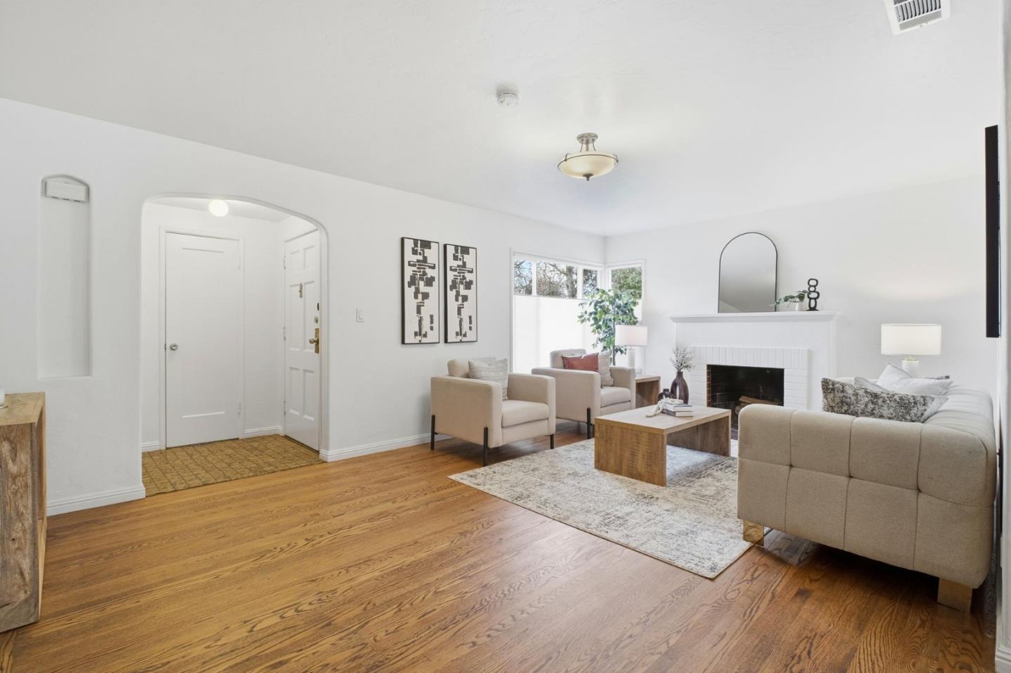 Detail Gallery Image 7 of 32 For 76 Georgia Way, San Leandro,  CA 94577 - 2 Beds | 1 Baths