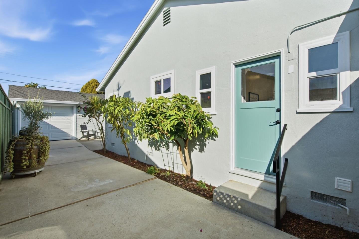 Detail Gallery Image 29 of 72 For 946 Los Padres Blvd, Santa Clara,  CA 95050 - 3 Beds | 1/1 Baths