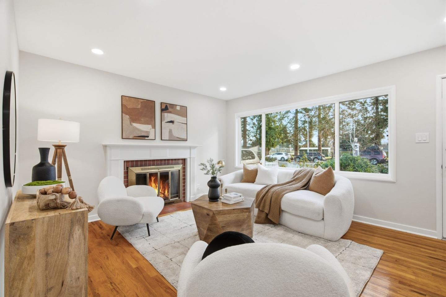 Detail Gallery Image 5 of 72 For 946 Los Padres Blvd, Santa Clara,  CA 95050 - 3 Beds | 1/1 Baths