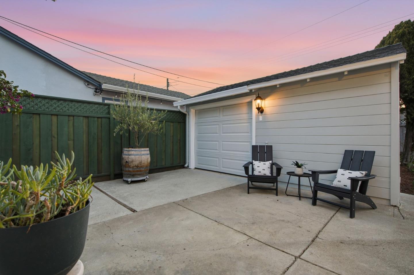 Detail Gallery Image 53 of 72 For 946 Los Padres Blvd, Santa Clara,  CA 95050 - 3 Beds | 1/1 Baths