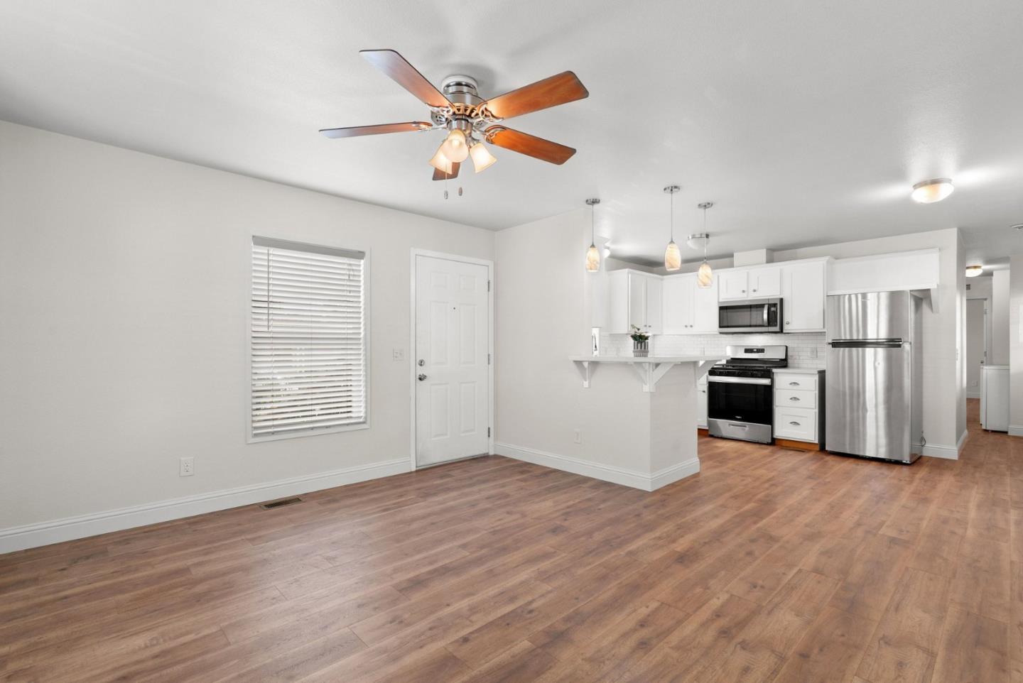 Detail Gallery Image 11 of 44 For 1099 38th Ave #49,  Santa Cruz,  CA 95062 - 2 Beds | 1 Baths