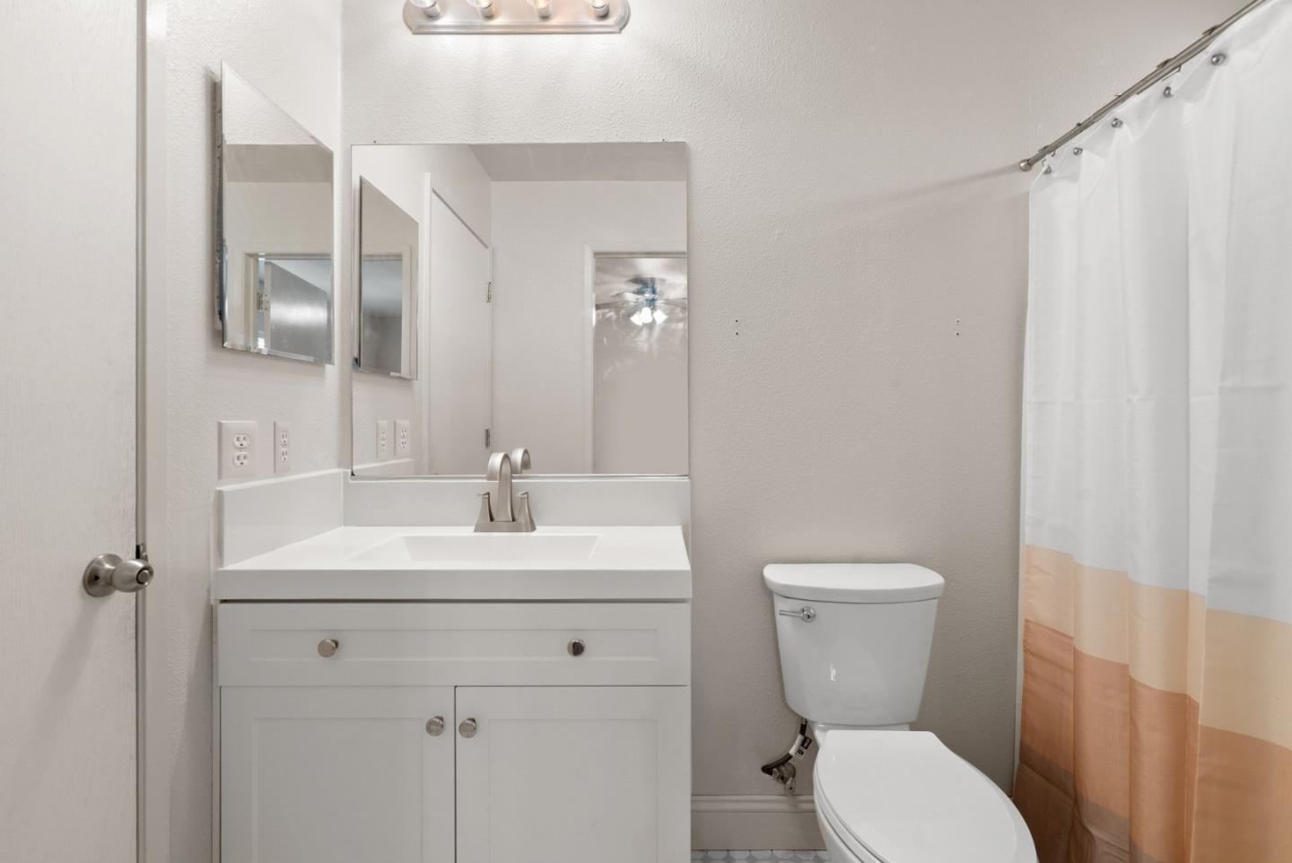 Detail Gallery Image 14 of 44 For 1099 38th Ave #49,  Santa Cruz,  CA 95062 - 2 Beds | 1 Baths