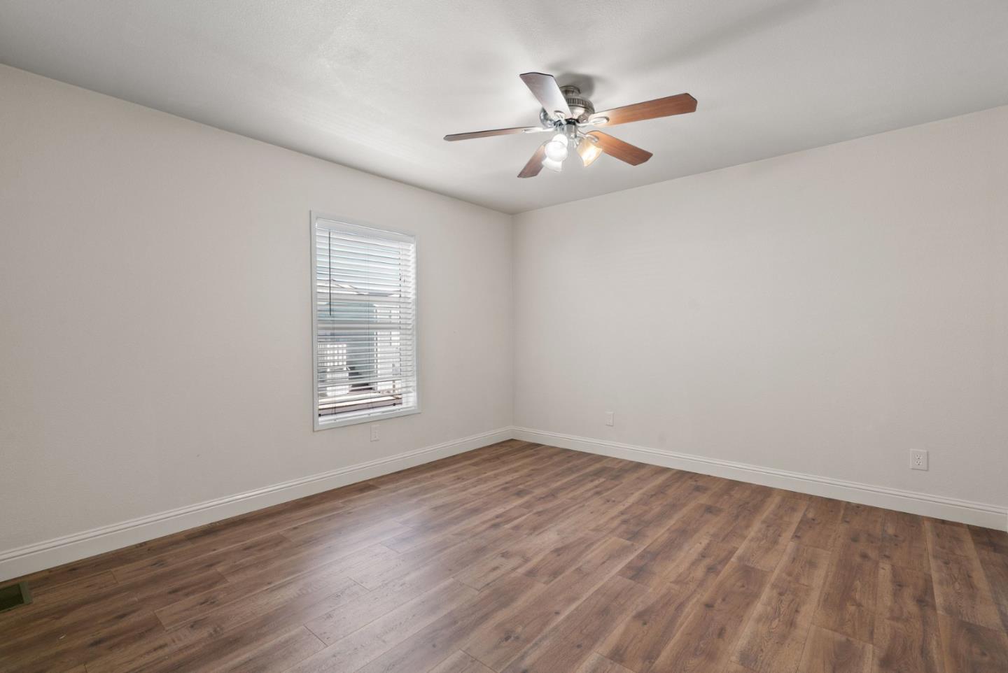 Detail Gallery Image 16 of 44 For 1099 38th Ave #49,  Santa Cruz,  CA 95062 - 2 Beds | 1 Baths