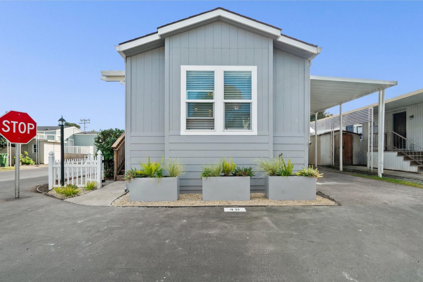 Detail Gallery Image 2 of 44 For 1099 38th Ave #49,  Santa Cruz,  CA 95062 - 2 Beds | 1 Baths