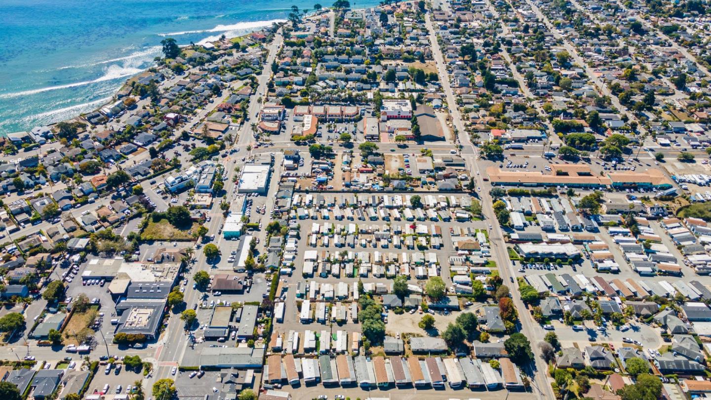 Detail Gallery Image 27 of 44 For 1099 38th Ave #49,  Santa Cruz,  CA 95062 - 2 Beds | 1 Baths