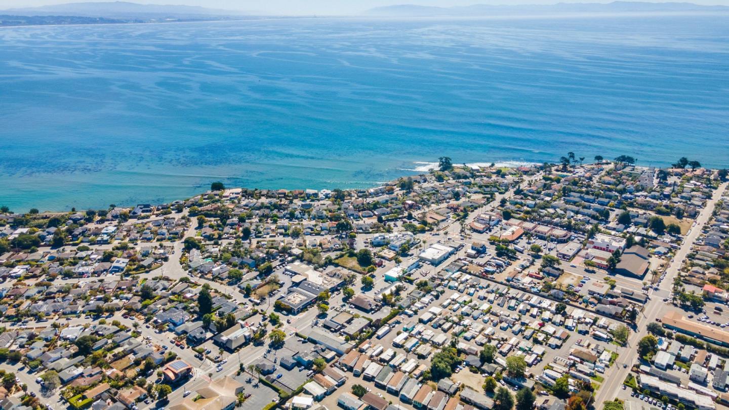 Detail Gallery Image 28 of 44 For 1099 38th Ave #49,  Santa Cruz,  CA 95062 - 2 Beds | 1 Baths