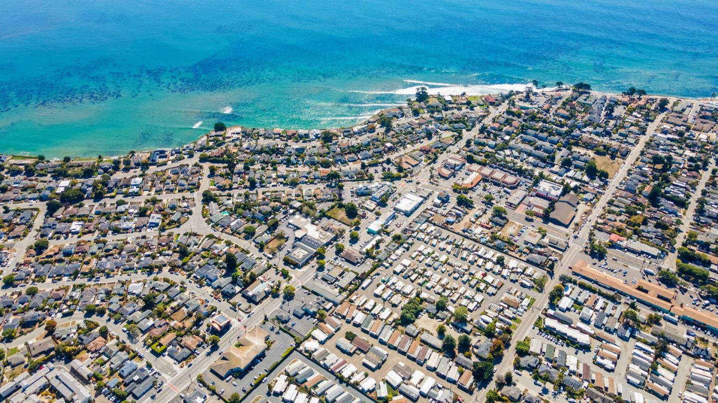 Detail Gallery Image 29 of 44 For 1099 38th Ave #49,  Santa Cruz,  CA 95062 - 2 Beds | 1 Baths