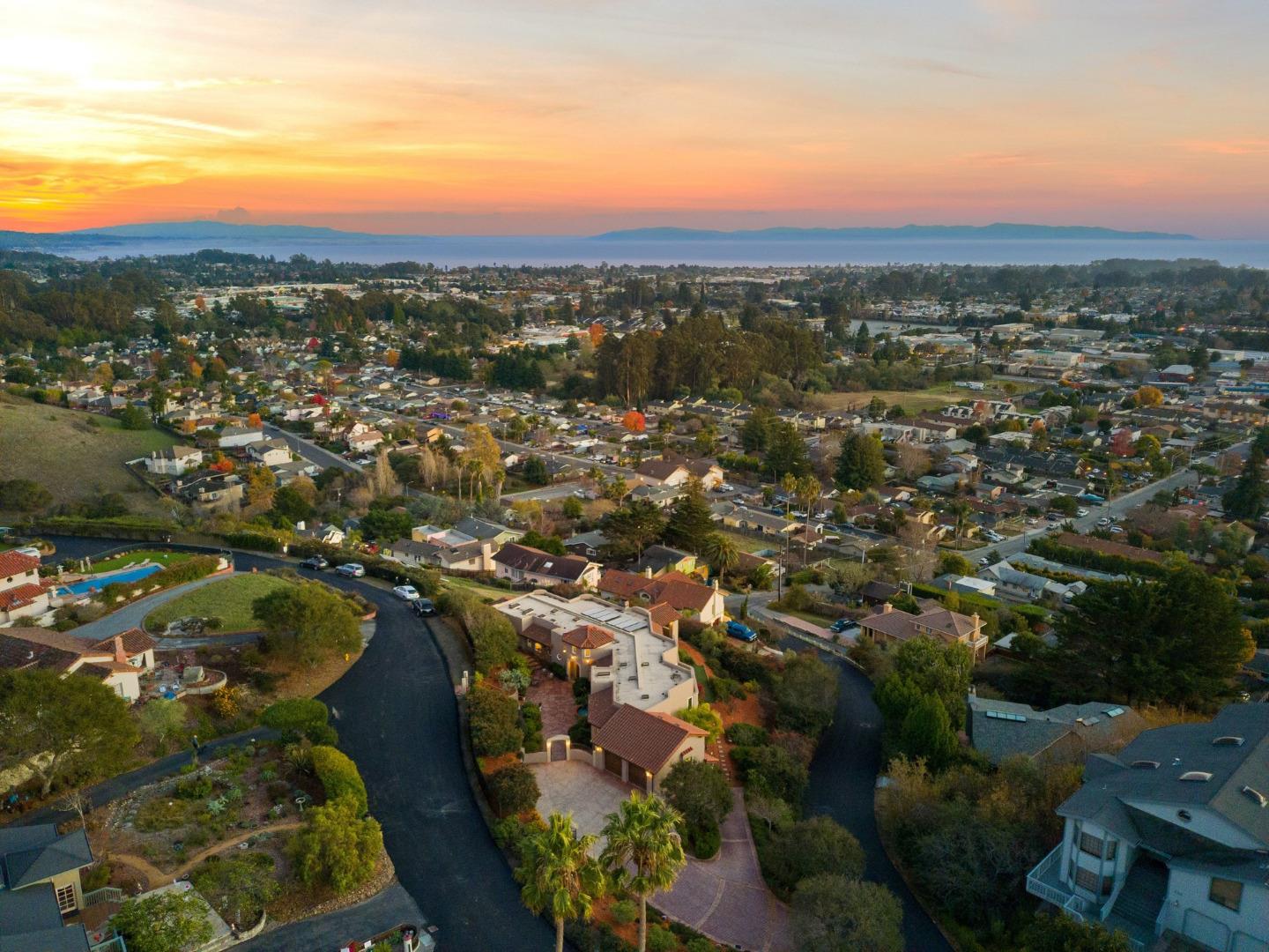 Detail Gallery Image 44 of 44 For 1099 38th Ave #49,  Santa Cruz,  CA 95062 - 2 Beds | 1 Baths