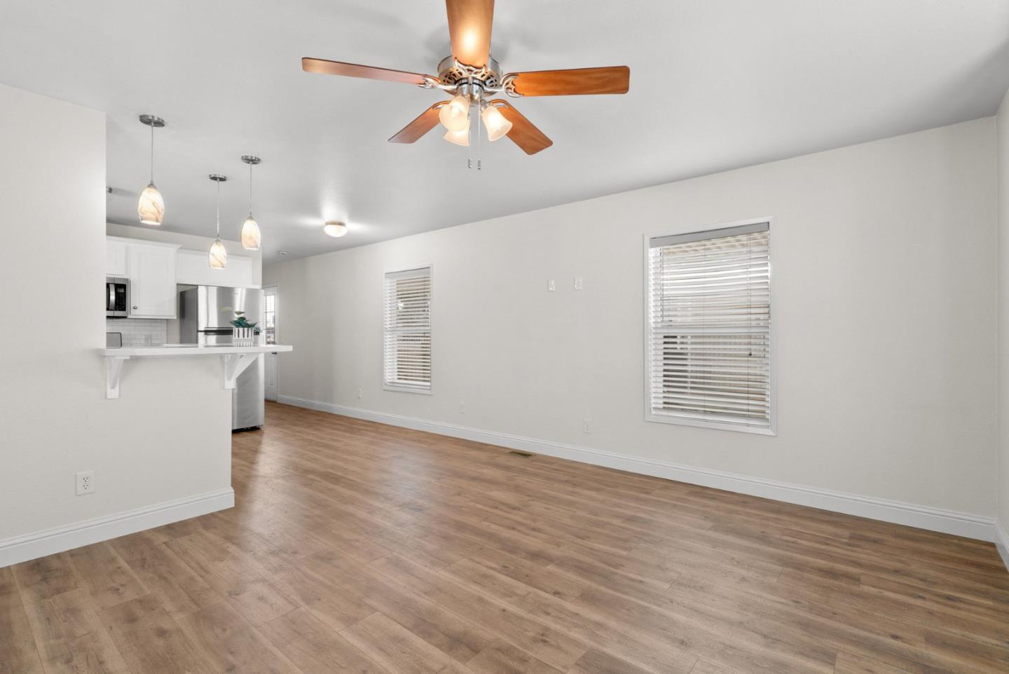 Detail Gallery Image 9 of 44 For 1099 38th Ave #49,  Santa Cruz,  CA 95062 - 2 Beds | 1 Baths