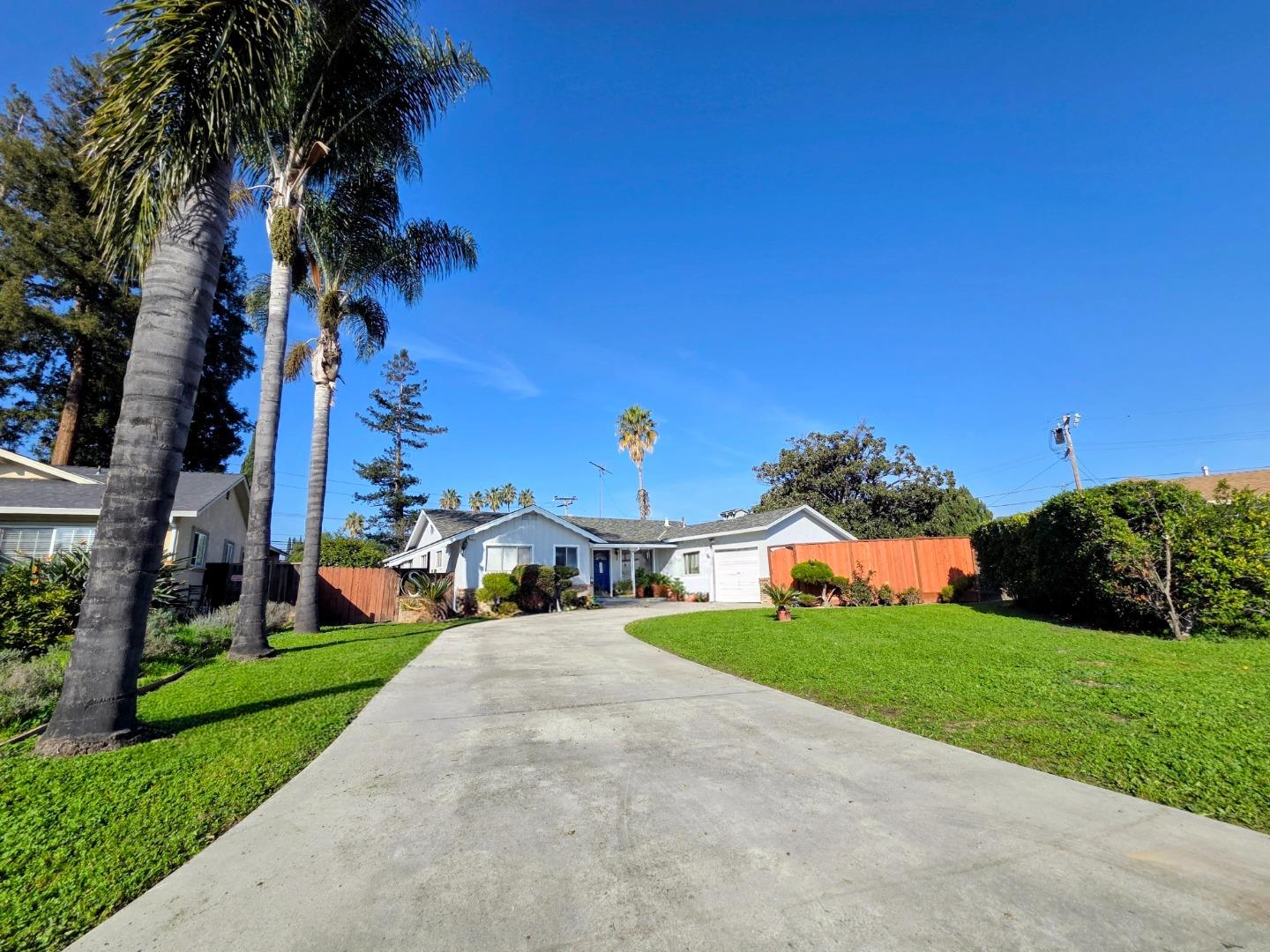 Front Image Thumbnail for ML82032461