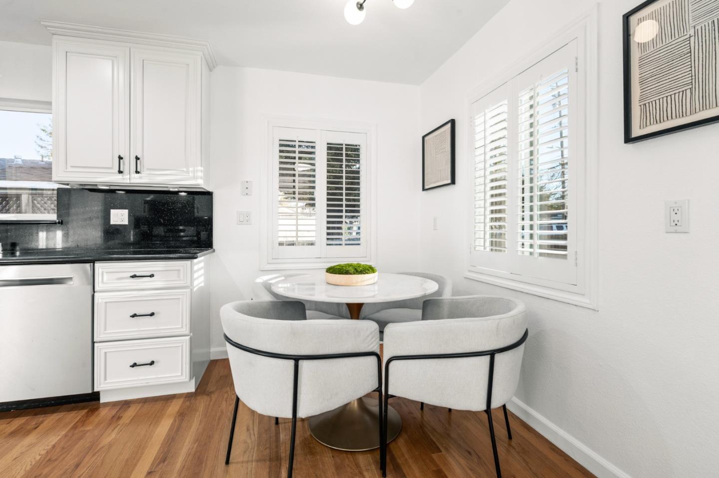 Detail Gallery Image 18 of 61 For 223 San Carlos Ave, Redwood City,  CA 94061 - 3 Beds | 2 Baths