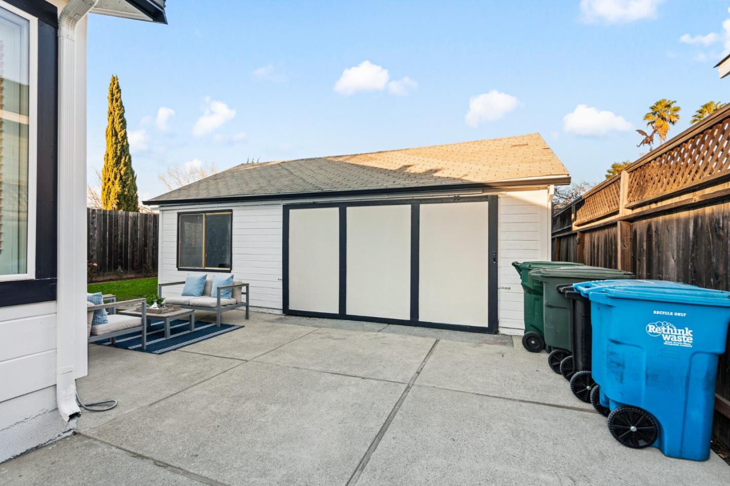 Detail Gallery Image 37 of 61 For 223 San Carlos Ave, Redwood City,  CA 94061 - 3 Beds | 2 Baths