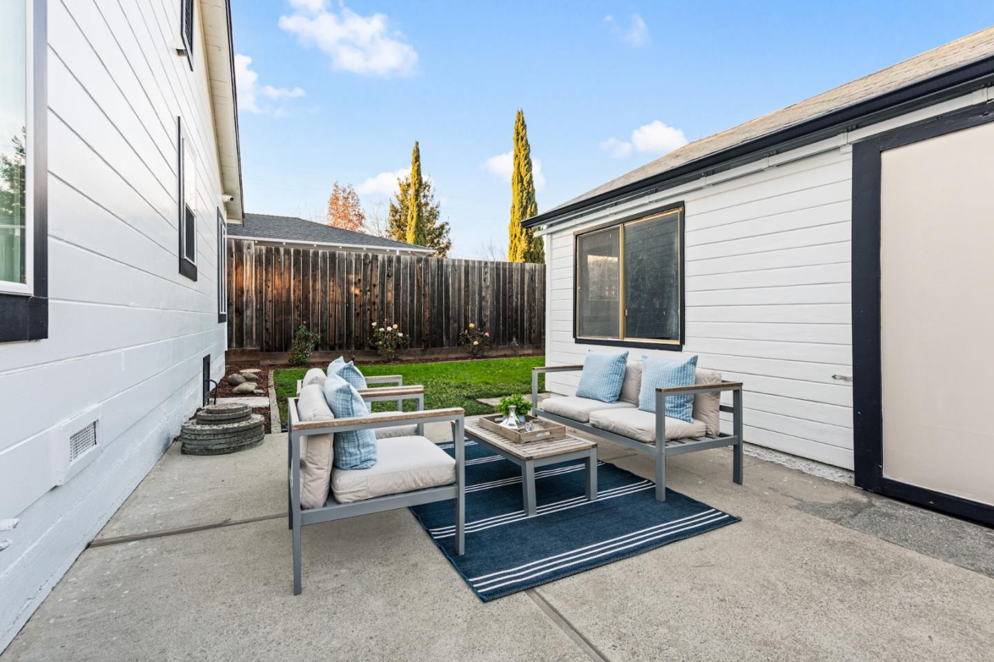 Detail Gallery Image 38 of 61 For 223 San Carlos Ave, Redwood City,  CA 94061 - 3 Beds | 2 Baths