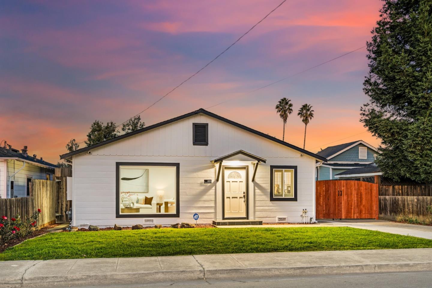 Detail Gallery Image 46 of 61 For 223 San Carlos Ave, Redwood City,  CA 94061 - 3 Beds | 2 Baths