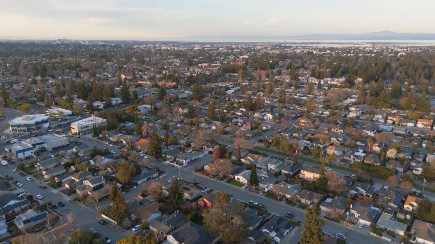 Detail Gallery Image 53 of 61 For 223 San Carlos Ave, Redwood City,  CA 94061 - 3 Beds | 2 Baths