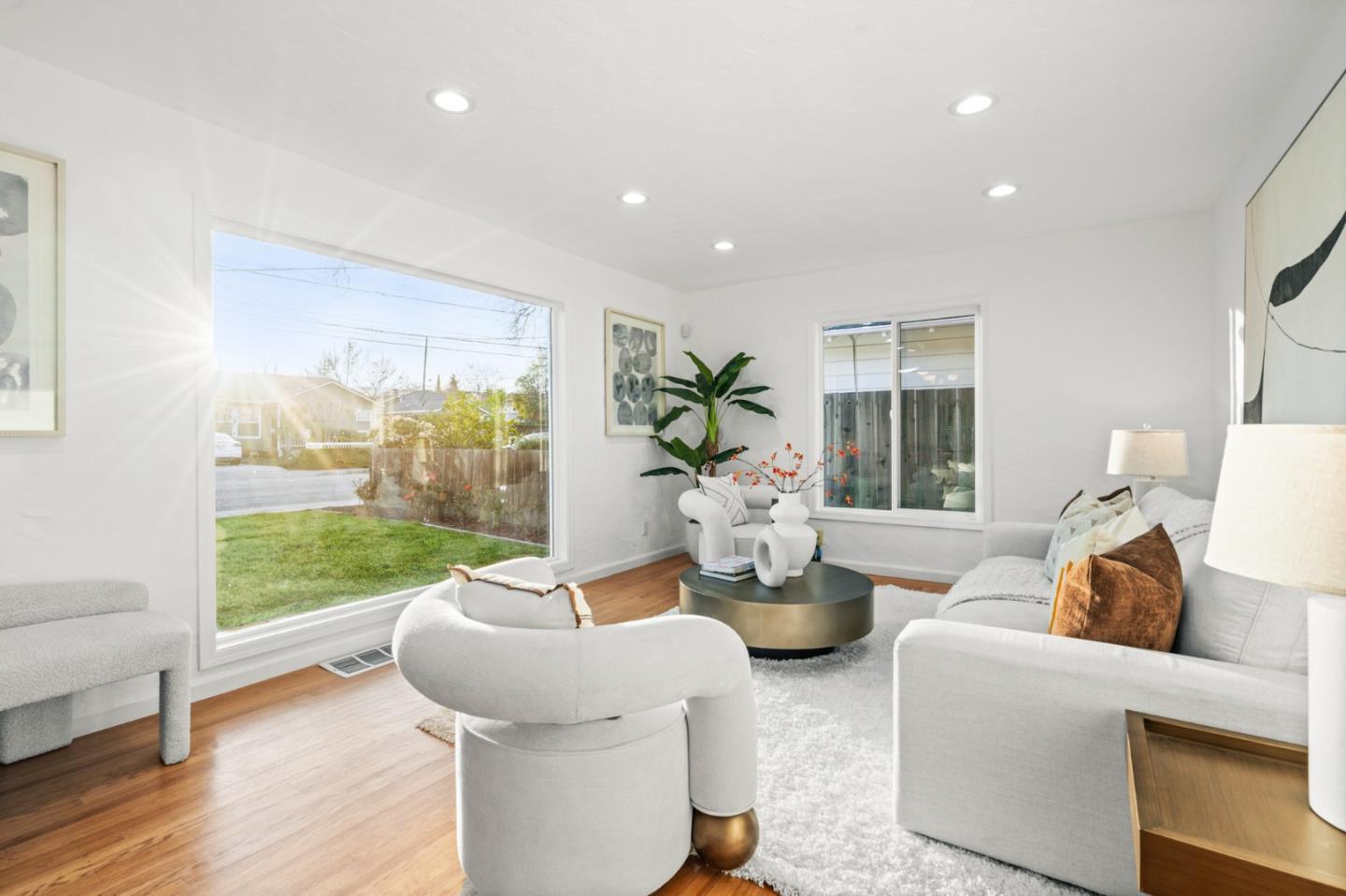 Detail Gallery Image 6 of 61 For 223 San Carlos Ave, Redwood City,  CA 94061 - 3 Beds | 2 Baths