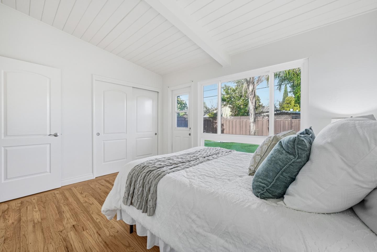 Detail Gallery Image 21 of 39 For 348 Nita Ave, Mountain View,  CA 94043 - 3 Beds | 2 Baths