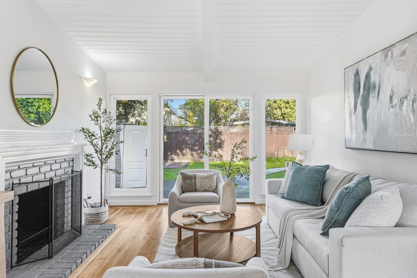 Detail Gallery Image 3 of 39 For 348 Nita Ave, Mountain View,  CA 94043 - 3 Beds | 2 Baths