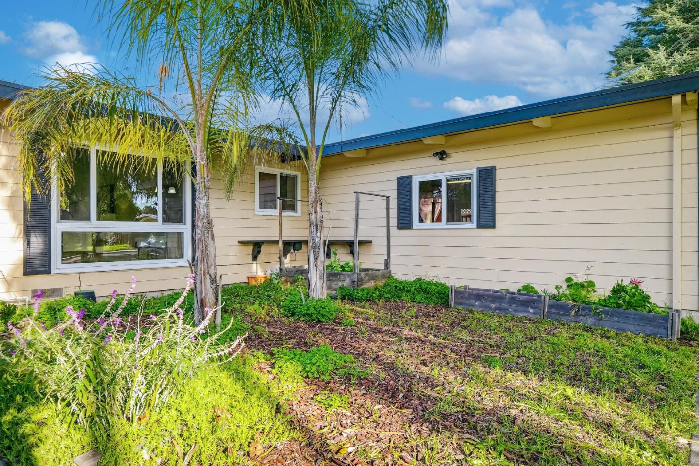 Detail Gallery Image 30 of 39 For 348 Nita Ave, Mountain View,  CA 94043 - 3 Beds | 2 Baths