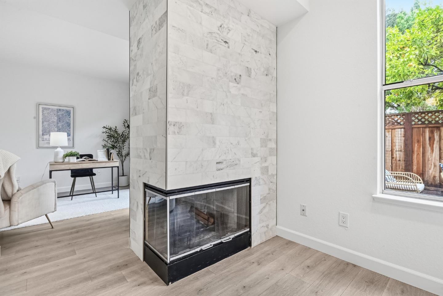 Detail Gallery Image 12 of 41 For 417 Saint Emilion Ct, Mountain View,  CA 94043 - 3 Beds | 2/1 Baths