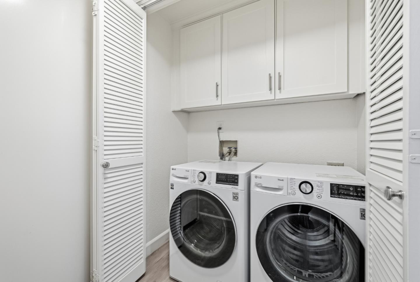 Detail Gallery Image 26 of 41 For 417 Saint Emilion Ct, Mountain View,  CA 94043 - 3 Beds | 2/1 Baths