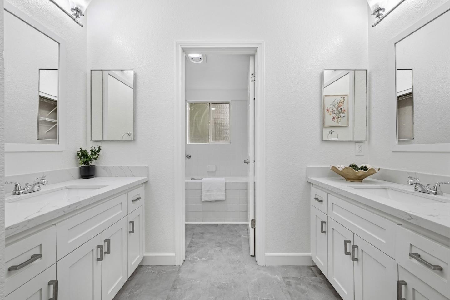 Detail Gallery Image 27 of 41 For 417 Saint Emilion Ct, Mountain View,  CA 94043 - 3 Beds | 2/1 Baths