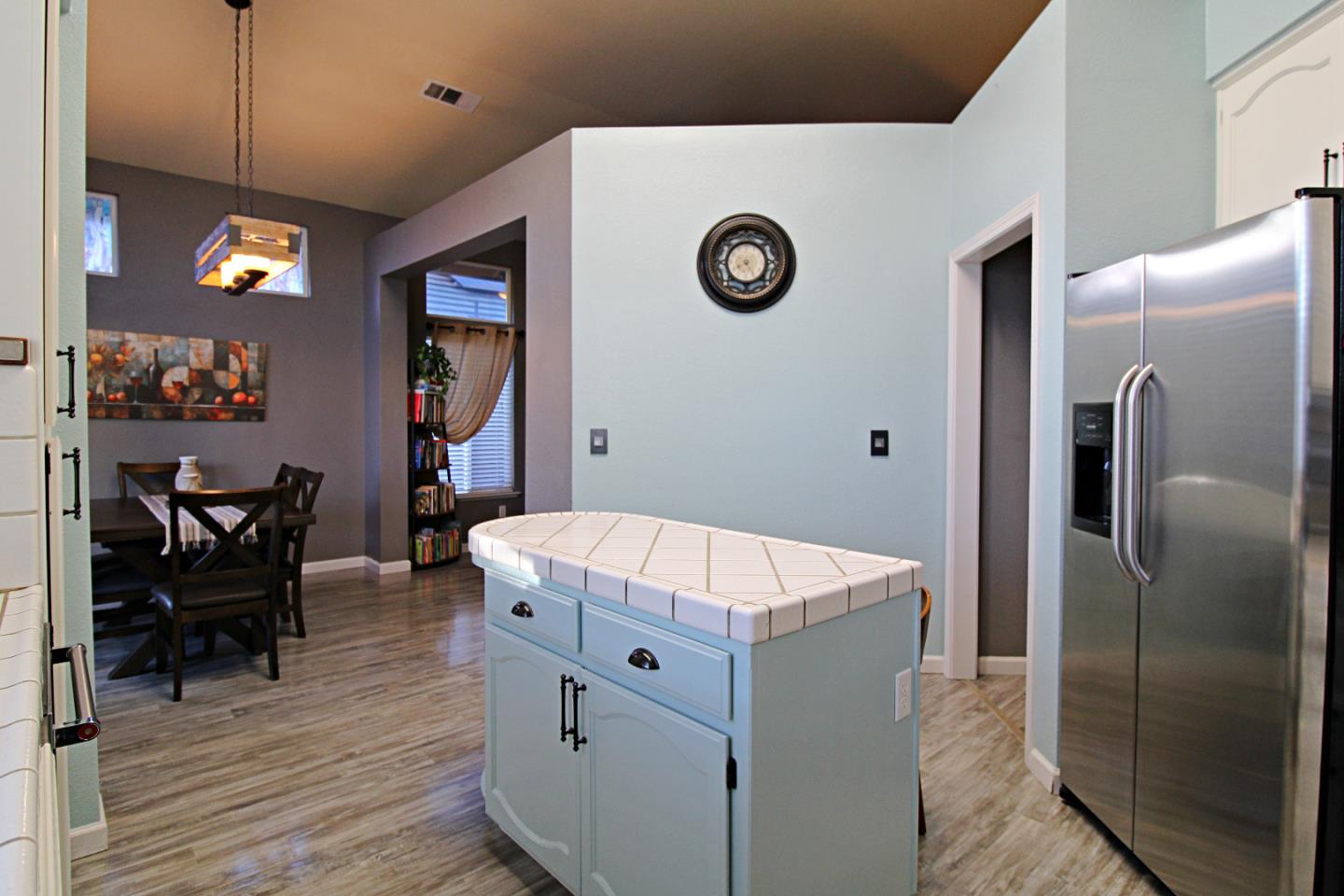 Detail Gallery Image 18 of 42 For 778 Mission Ridge Dr, Manteca,  CA 95337 - 3 Beds | 2 Baths