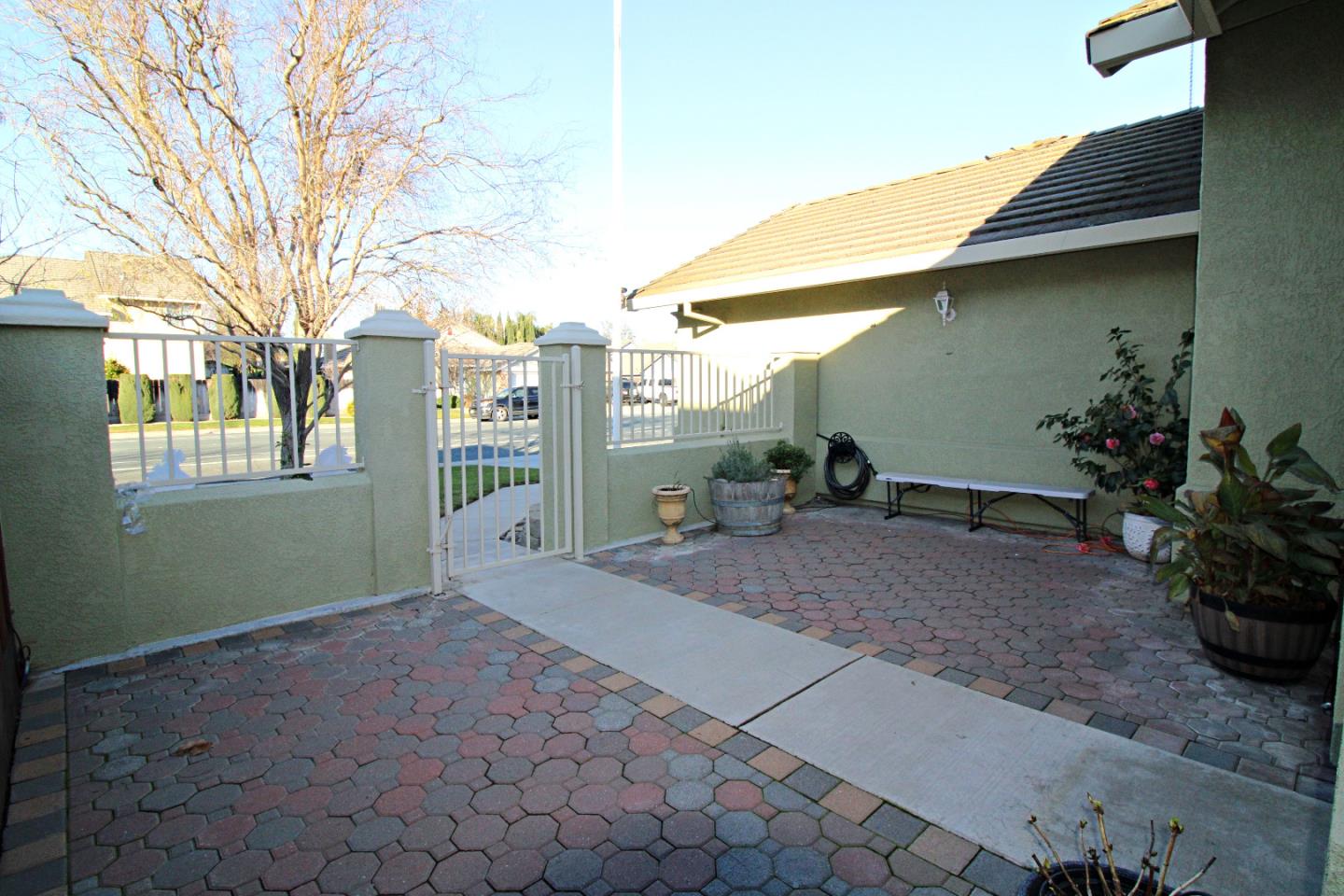 Detail Gallery Image 6 of 42 For 778 Mission Ridge Dr, Manteca,  CA 95337 - 3 Beds | 2 Baths