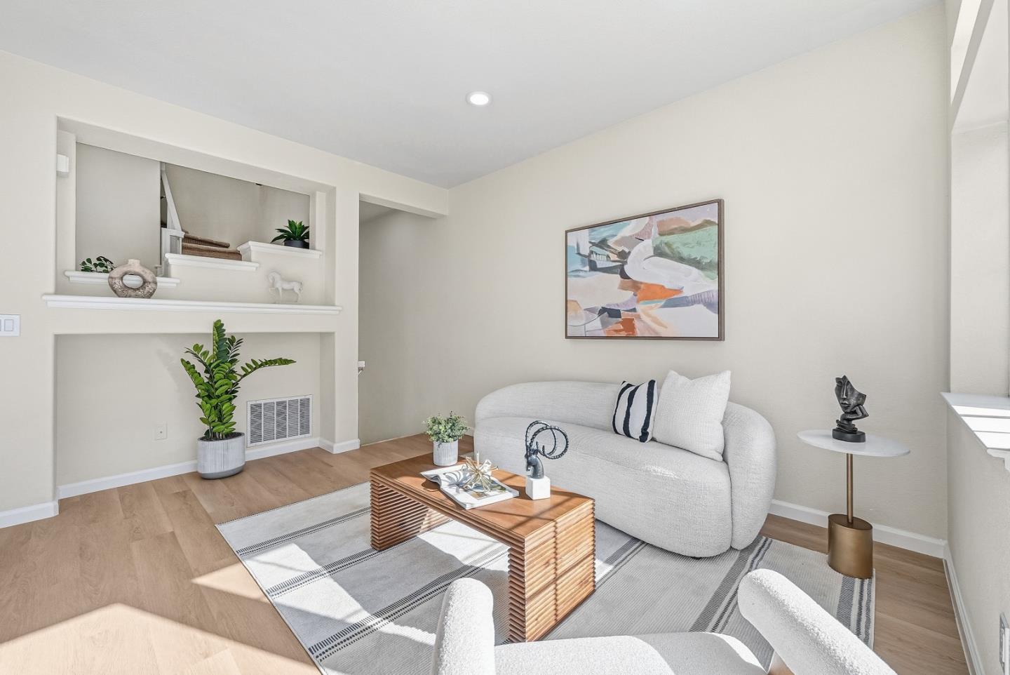 Photo #8: ML82032472 Listing: Photo #8