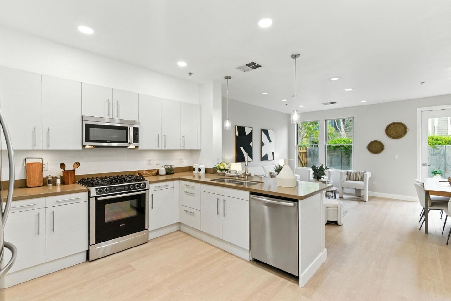 Photo #3: ML82032474 Listing: Photo #3