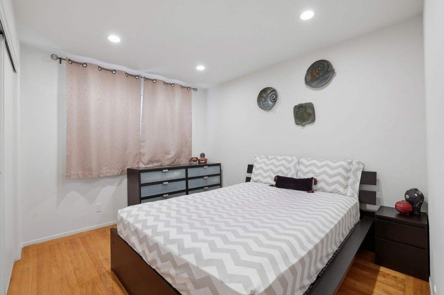 Detail Gallery Image 14 of 20 For 1581 Elka Ave, San Jose,  CA 95129 - 4 Beds | 2 Baths