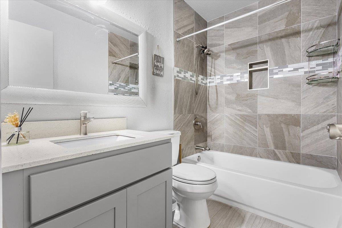 Photo #11: ML82032480 Listing: Photo #11