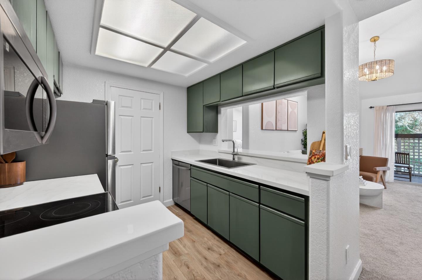 Detail Gallery Image 12 of 48 For 5964 Bridgeport Lake Way, San Jose,  CA 95123 - 2 Beds | 2 Baths