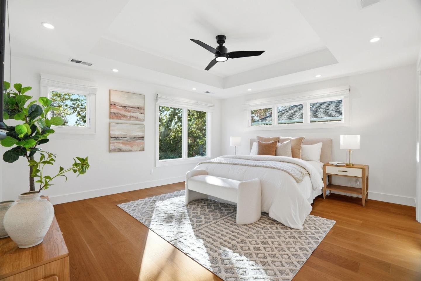 Detail Gallery Image 12 of 36 For 1525 Dana Ave, Palo Alto,  CA 94303 - 4 Beds | 3/1 Baths