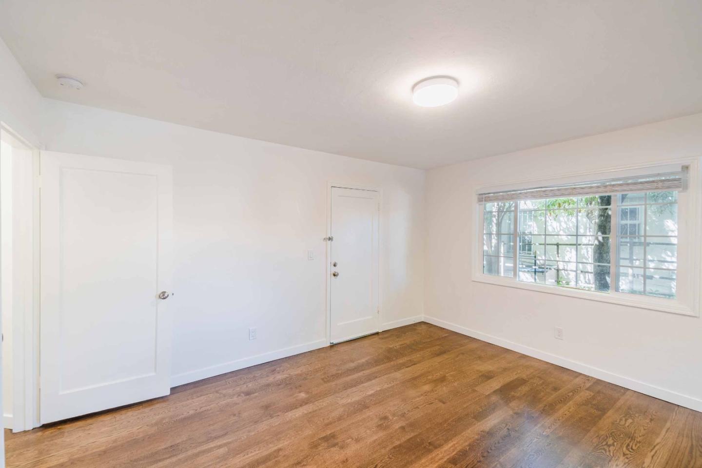 Detail Gallery Image 13 of 30 For 1458 Hopkins St #1,  Berkeley,  CA 94702 - 1 Beds | 1 Baths
