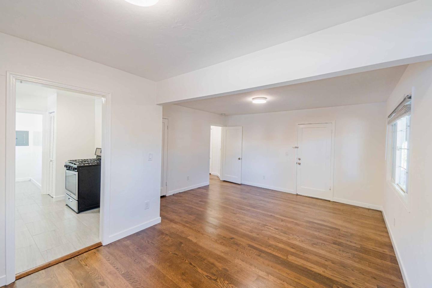 Detail Gallery Image 14 of 30 For 1458 Hopkins St #1,  Berkeley,  CA 94702 - 1 Beds | 1 Baths