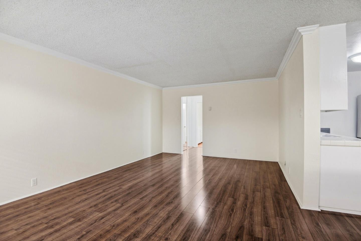 545 Chestnut Avenue UNIT 206, Long Beach, CA, 90802