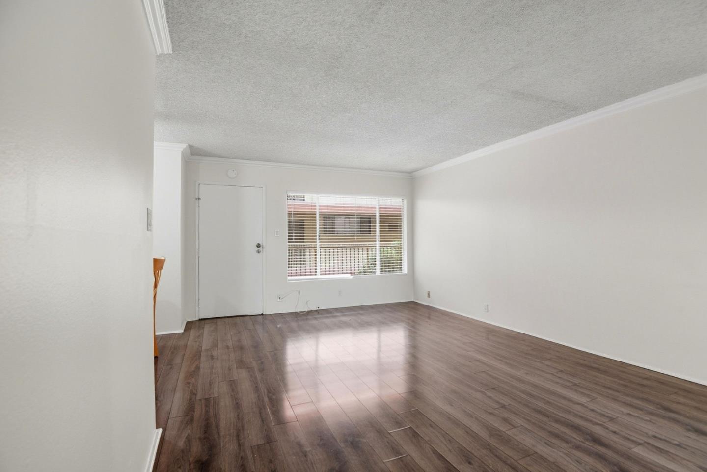 Detail Gallery Image 8 of 23 For 545 Chestnut Ave #206,  Long Beach,  CA 90802 - 1 Beds | 1 Baths