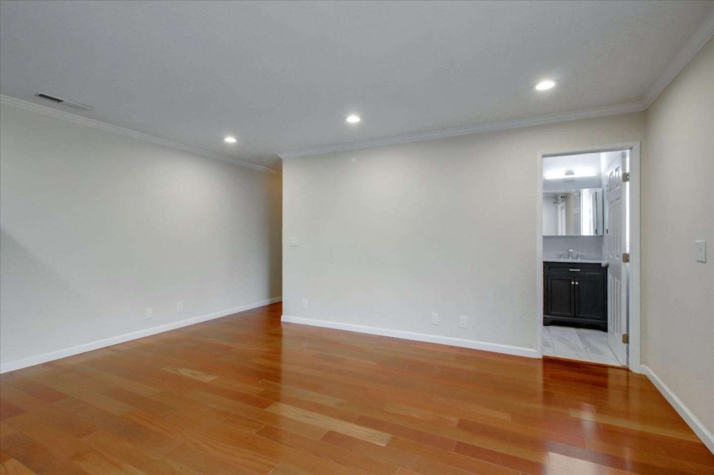 Detail Gallery Image 18 of 31 For 1535 San Joaquin Ave, San Jose,  CA 95118 - 4 Beds | 2 Baths