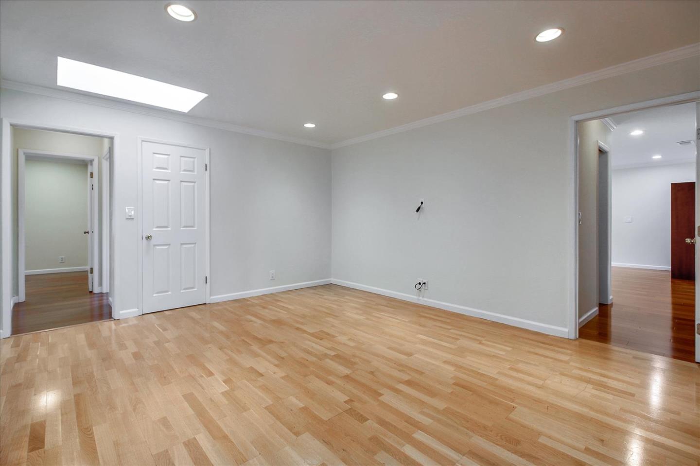 Detail Gallery Image 9 of 31 For 1535 San Joaquin Ave, San Jose,  CA 95118 - 4 Beds | 2 Baths