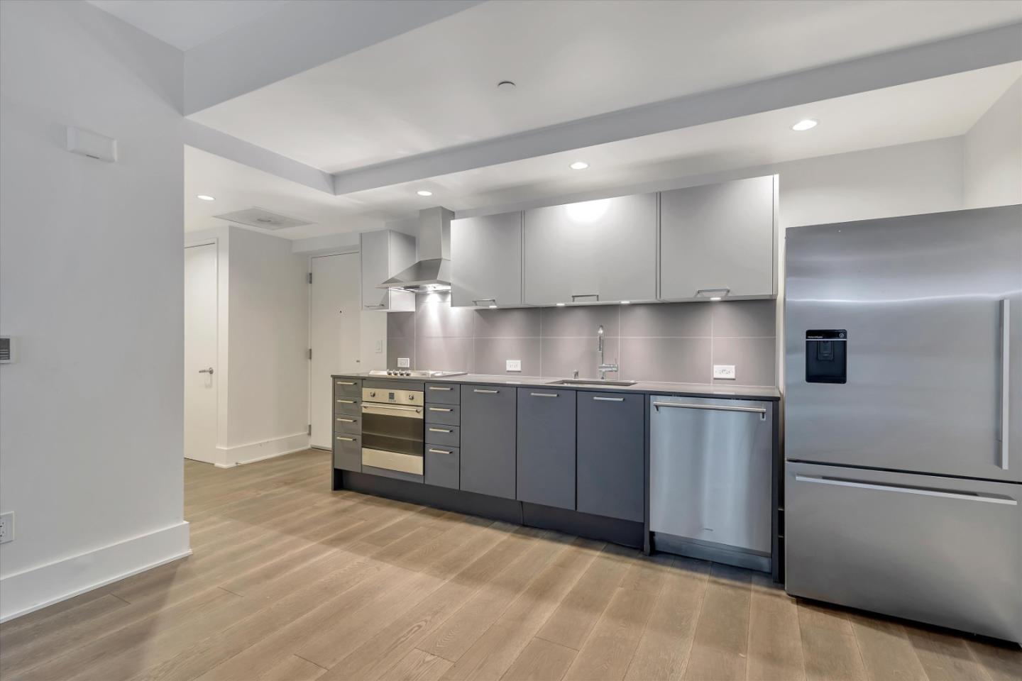 Detail Gallery Image 9 of 18 For 1075 Market St #410,  San Francisco,  CA 94103 - 1 Beds | 1 Baths