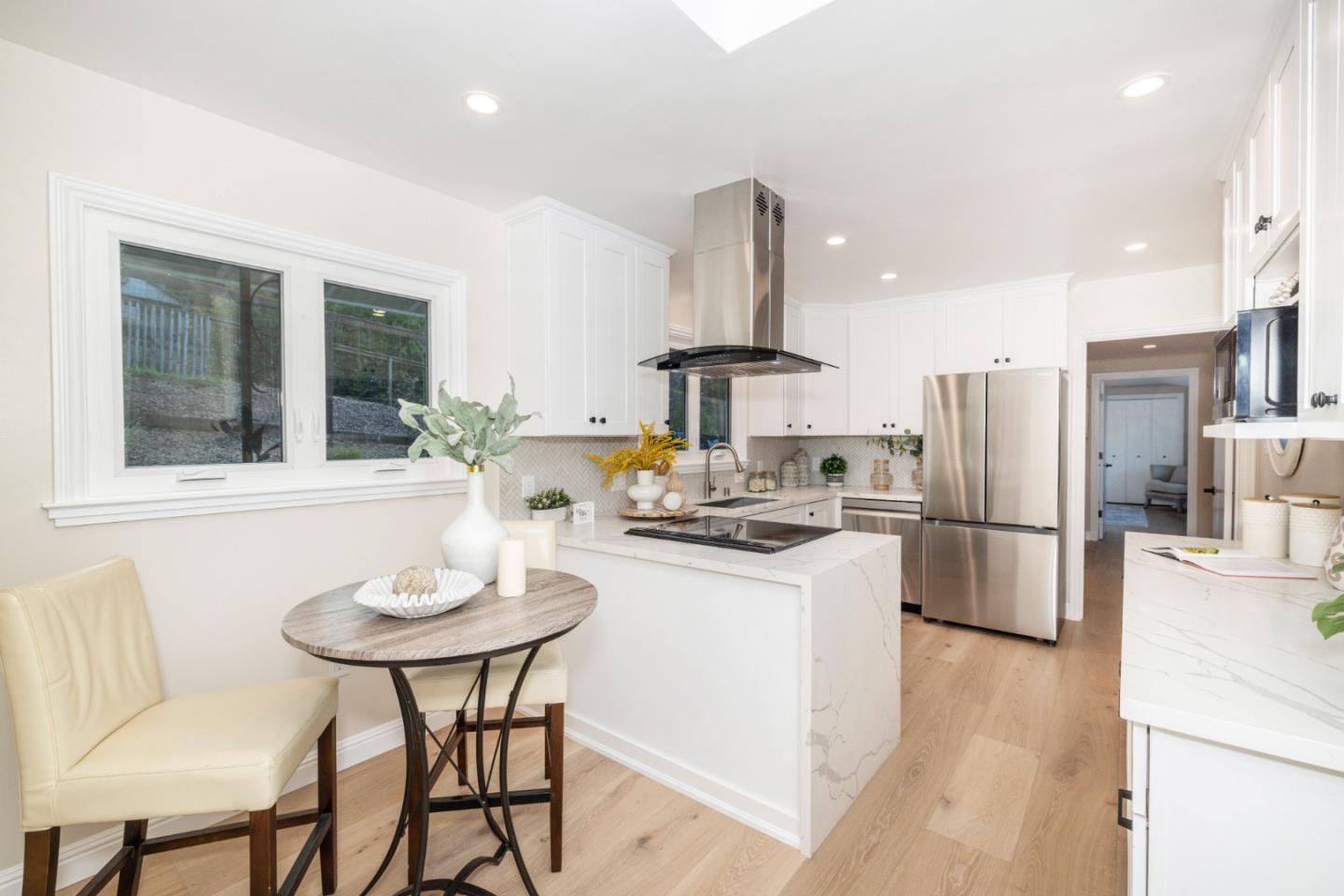 Detail Gallery Image 18 of 41 For 3803 Hamilton Way, Redwood City,  CA 94062 - 4 Beds | 2 Baths