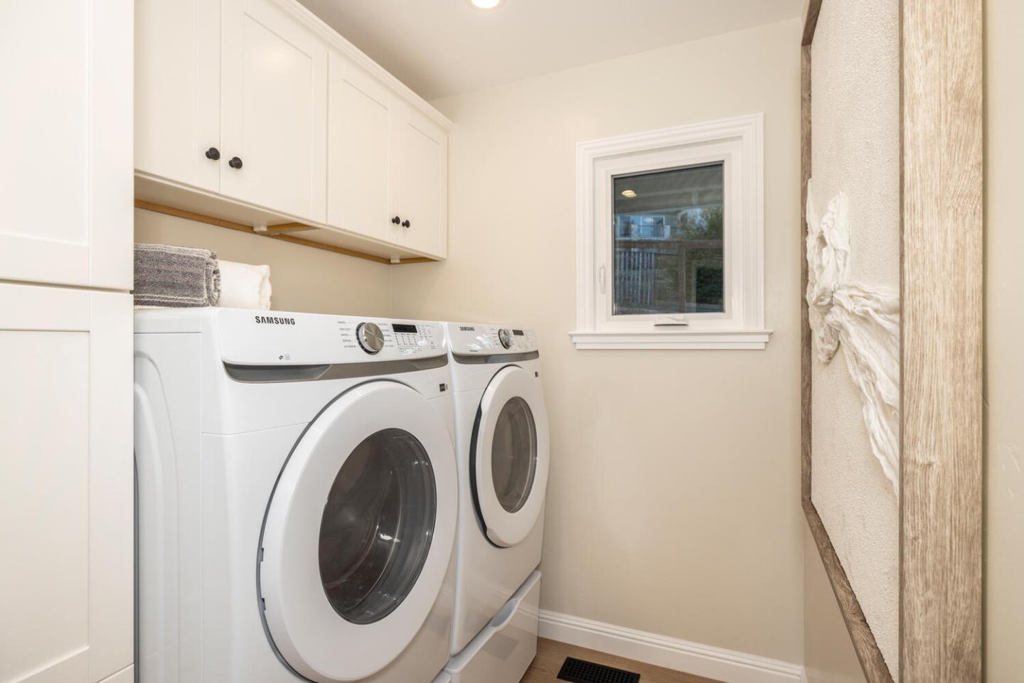 Detail Gallery Image 27 of 41 For 3803 Hamilton Way, Redwood City,  CA 94062 - 4 Beds | 2 Baths