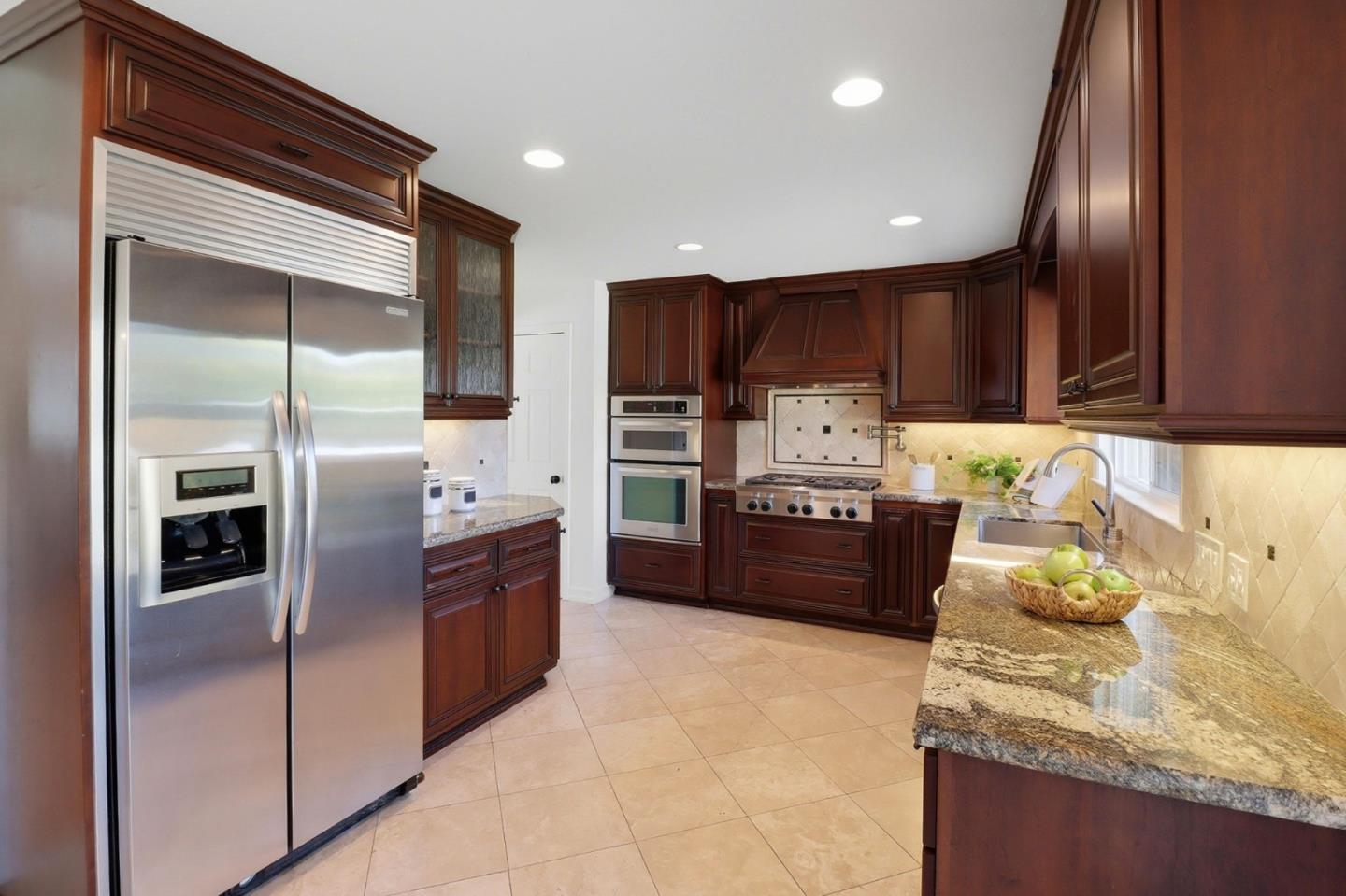 Detail Gallery Image 13 of 44 For 1241 Hillcrest Dr, San Jose,  CA 95120 - 4 Beds | 2/1 Baths